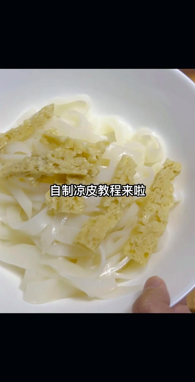 盆里撒点面渣渣(撒在花盆上面那个圆圆的东西是什么)-第4张图片-多多自然网 盆里撒点面渣渣(撒在花盆上面那个圆圆的东西是什么)-第4张图片-多多自然网